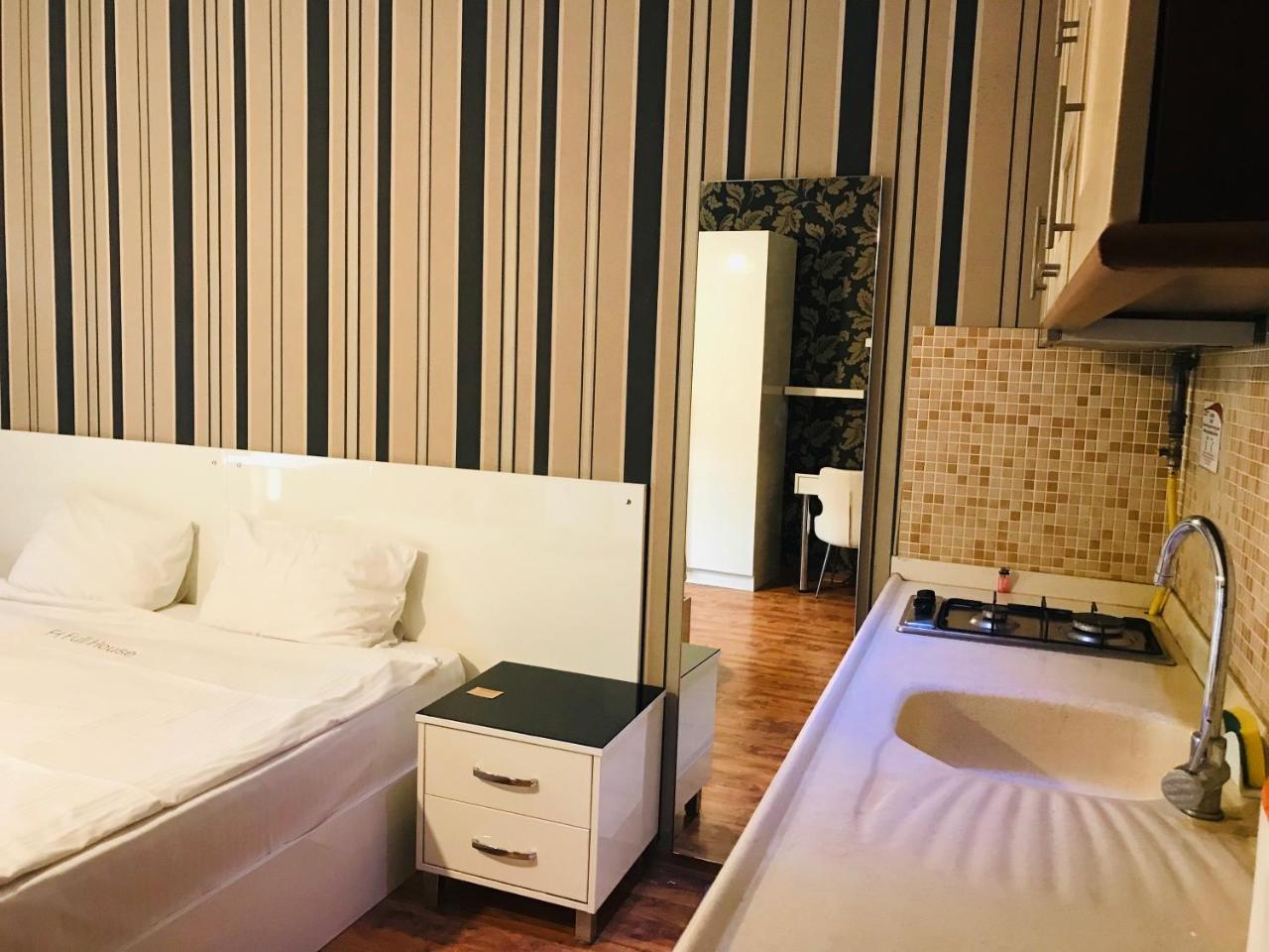 Full House Boutique Hotel Estambul Exterior foto